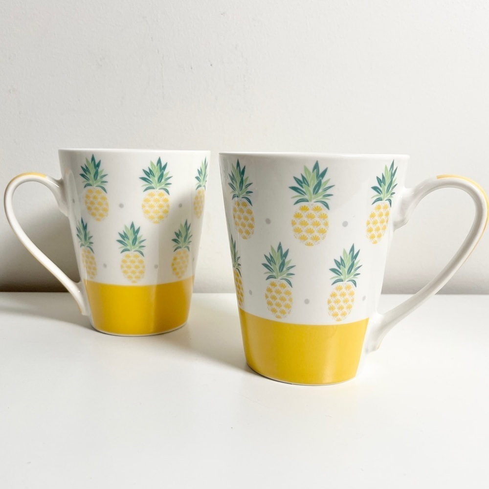 Vintage Casa Signature Pineapple Mug Set – Cheerful Ceramic Pair Dishwasher Saf